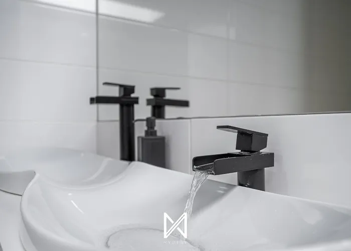 Mystay - Varanda De Basto *